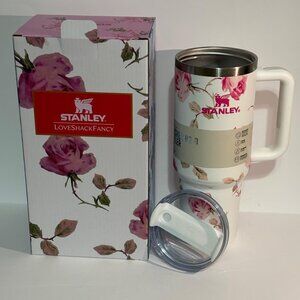 Stanley Quencher H2.O FlowState Tumbler 40 oz. Love Shack Fancy Pink Floral